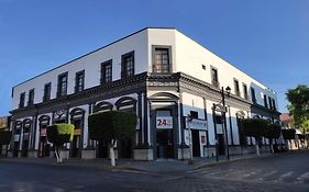 Hotel Plaza Iberia